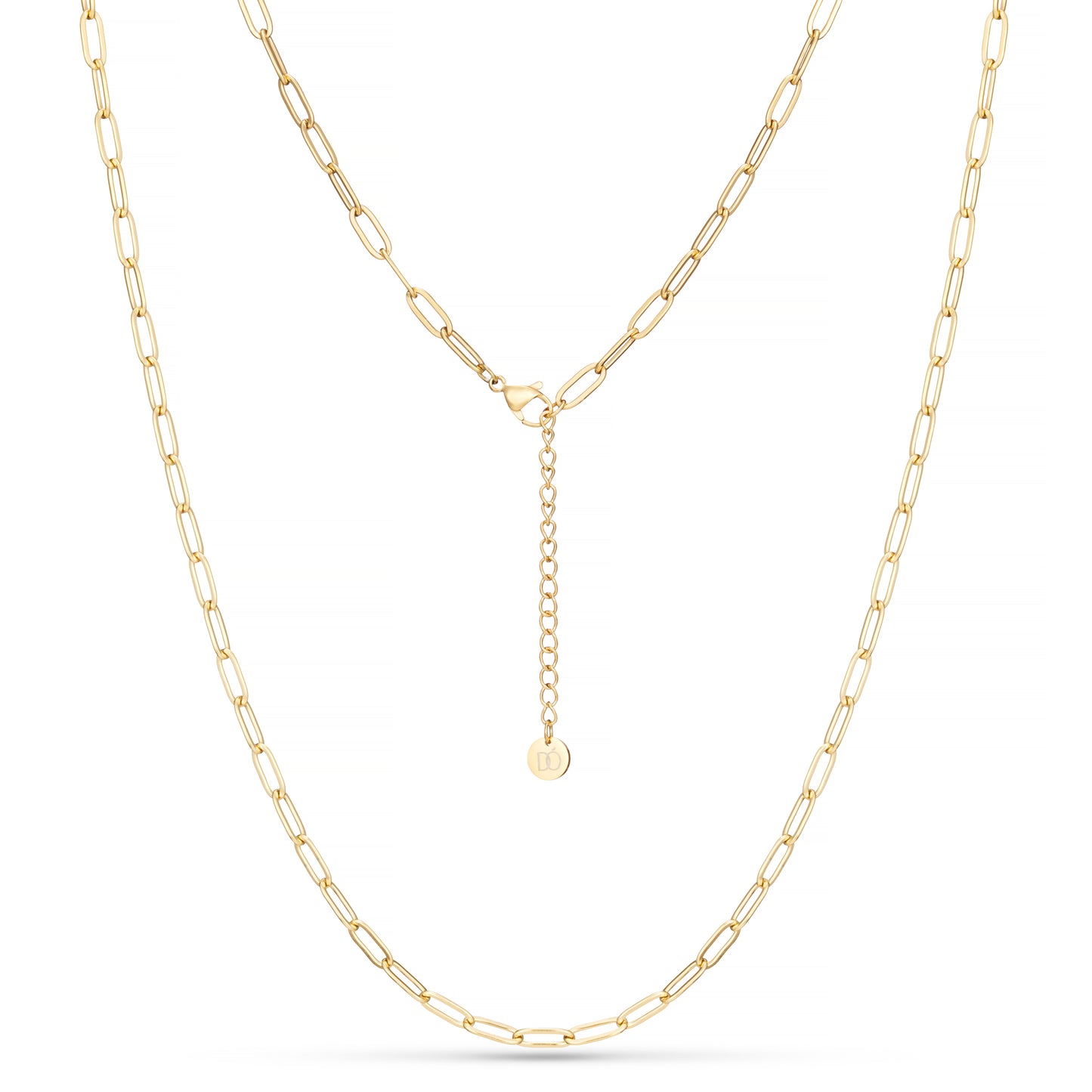 Seodore paperclip chain necklace close-up detail
